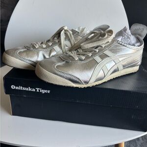 Onitsuka Tiger by Asics Silver and Off White Sneakers NEW with Box